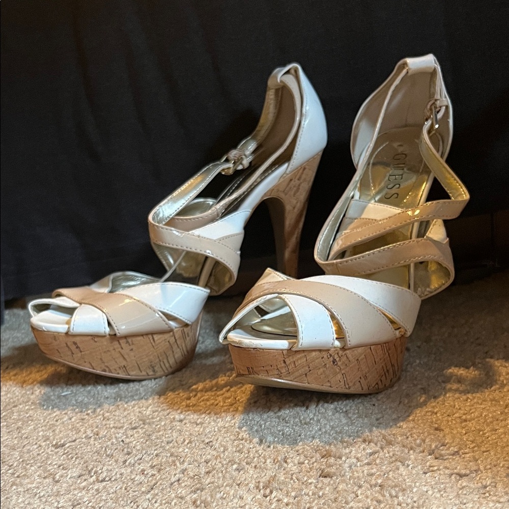 Guess Women's Cream and Tan Platform Sandals